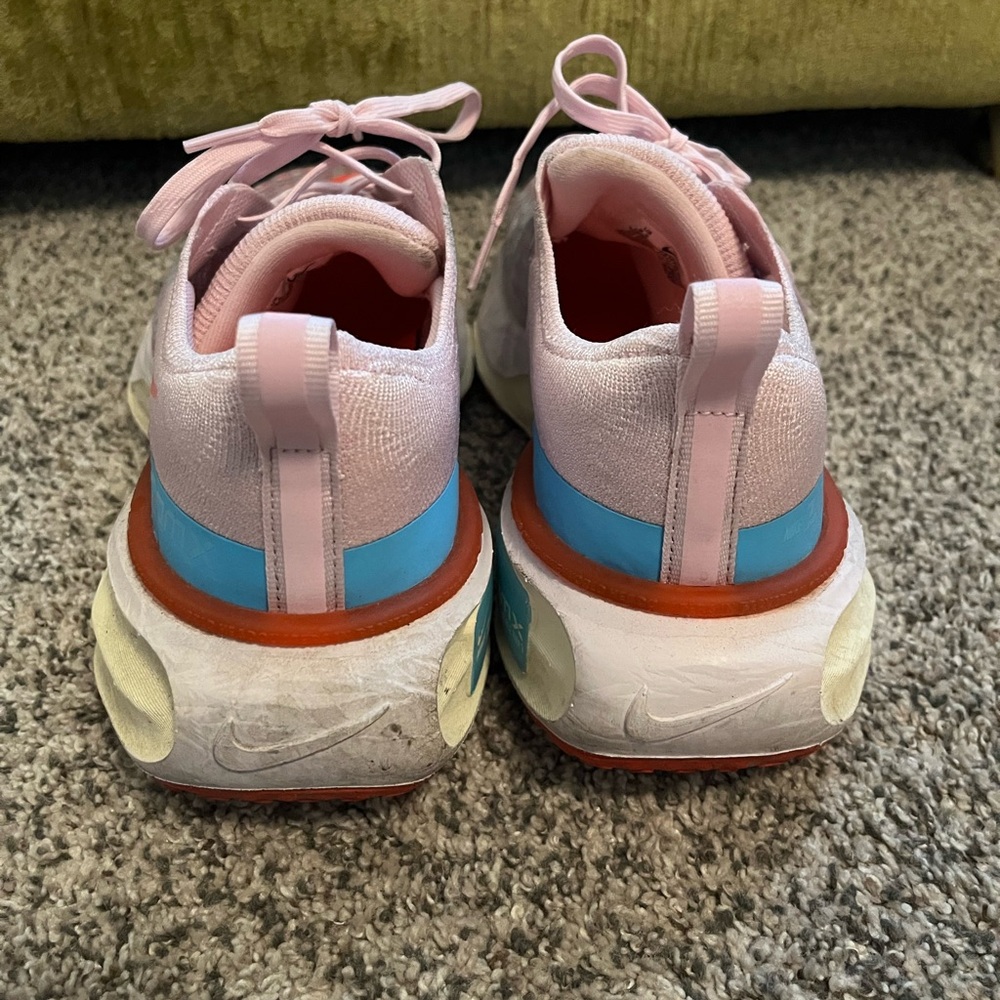 Nike ZoomX Invincible Run 3 Pink Foam Racer Blue - Picture 3 of 7